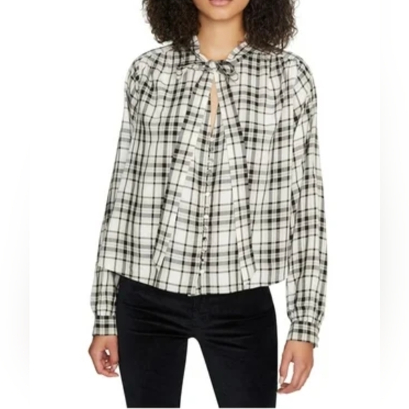 Sanctuary Kiera Tie Neck Blouse - Flirty Tan & Black 1X - Picture 3 of 7